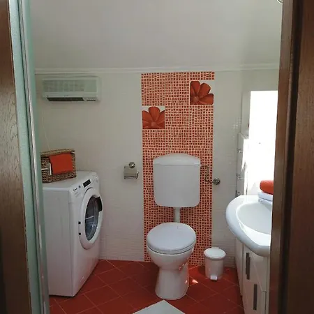 Karoma Sunroof Apartment