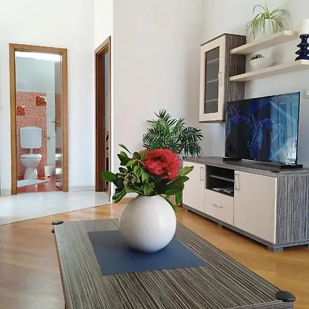 Karoma Sunroof Apartament