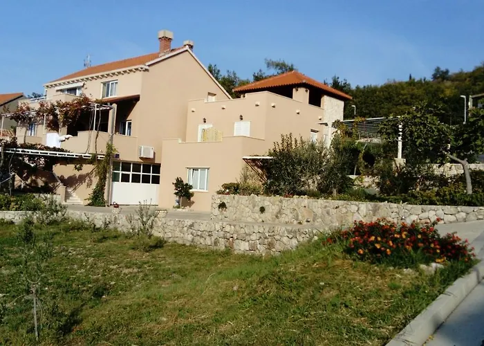 Karoma Sunroof Apartmán